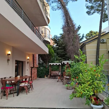 Casa de Férias Nio Planet Golem, Durres *