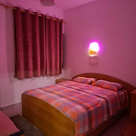 Nio Planet Golem, Durres 度假居 *