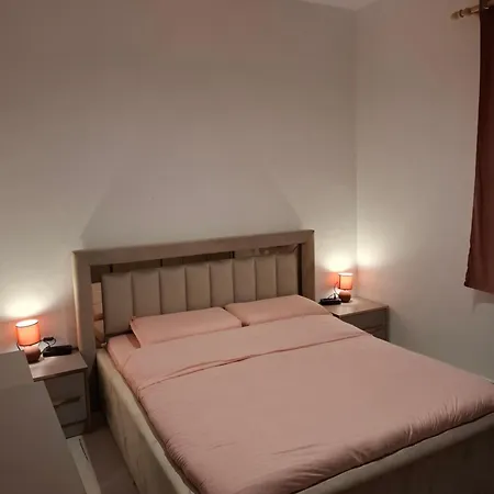 Nio Planet Golem, Durres