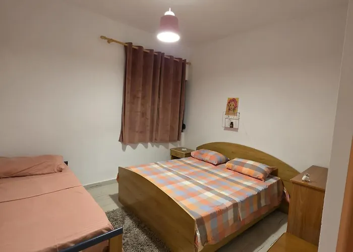 Nio Planet Golem, Durres Golem (Tirana)